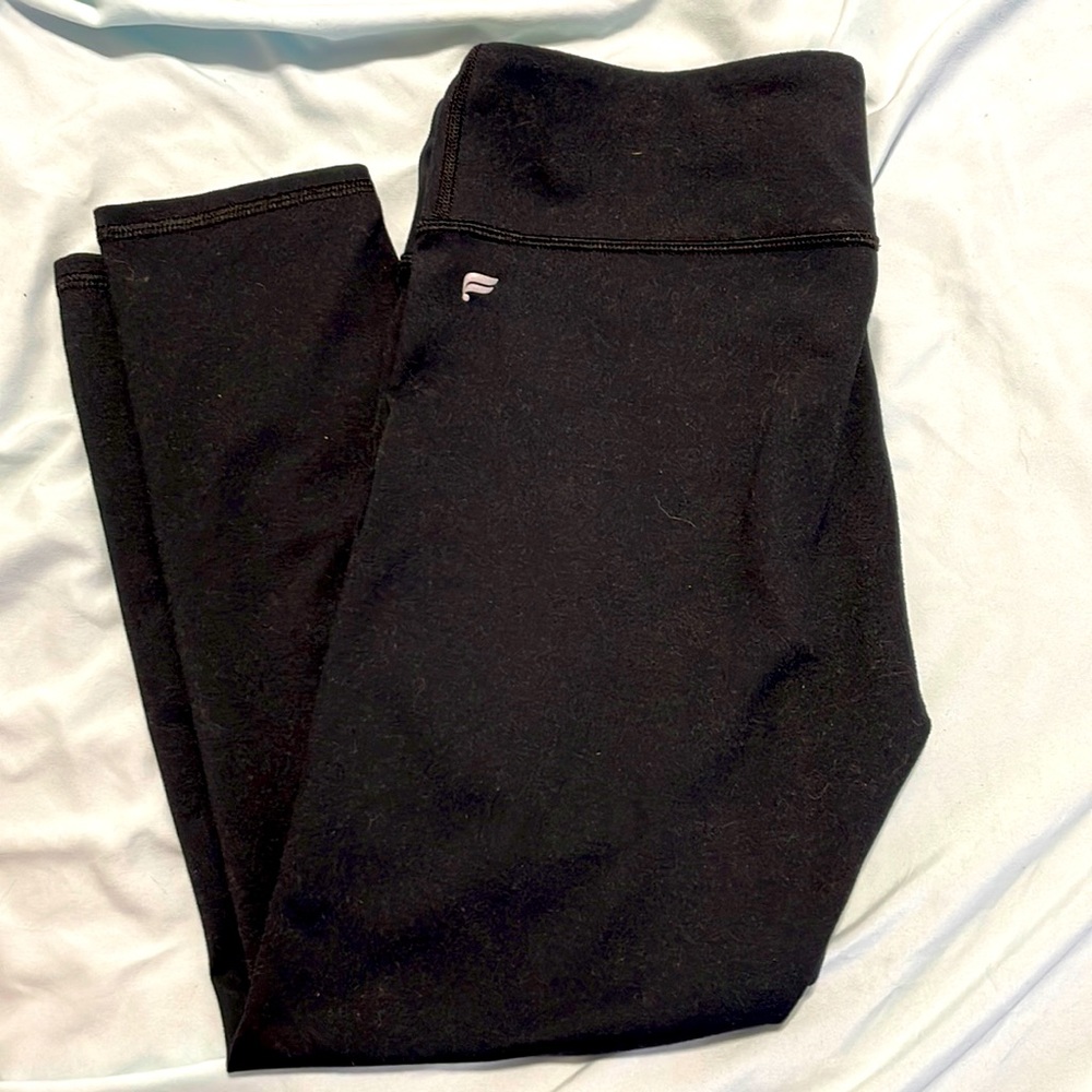 Fabletics Powerhold capri leggings